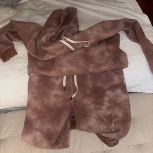 Feat Brown/ Red sweatpants and sweatshirt matching set